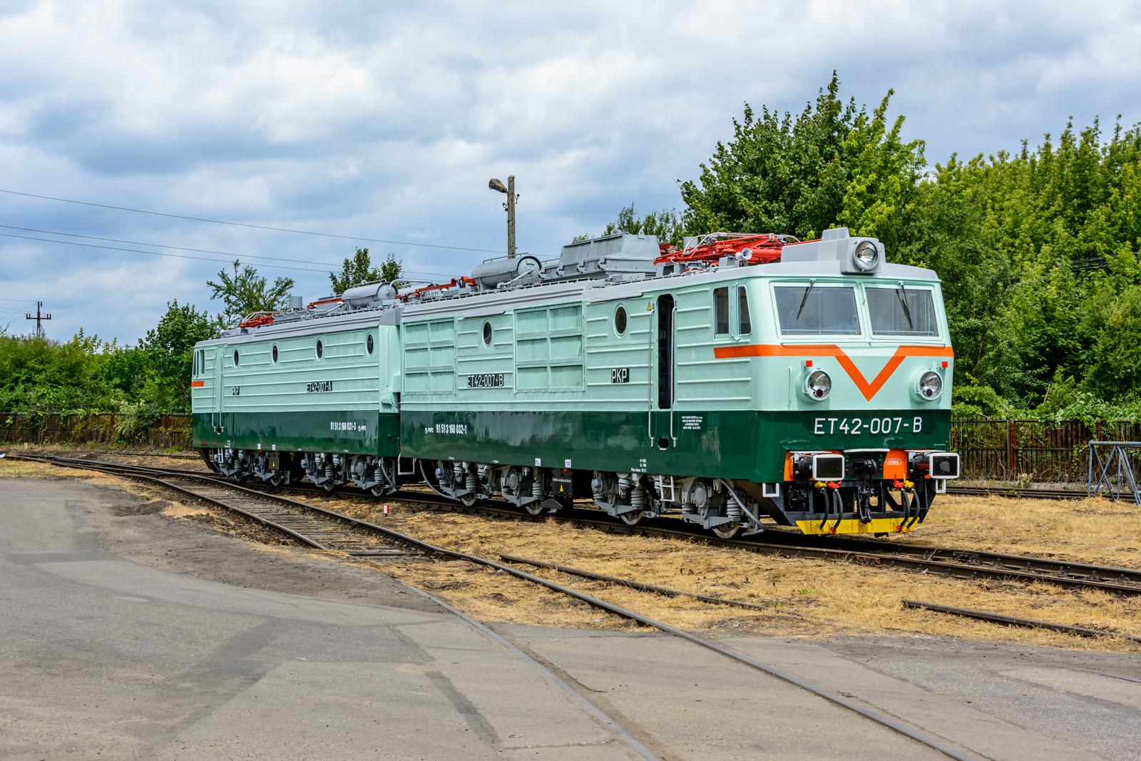 ET42-007