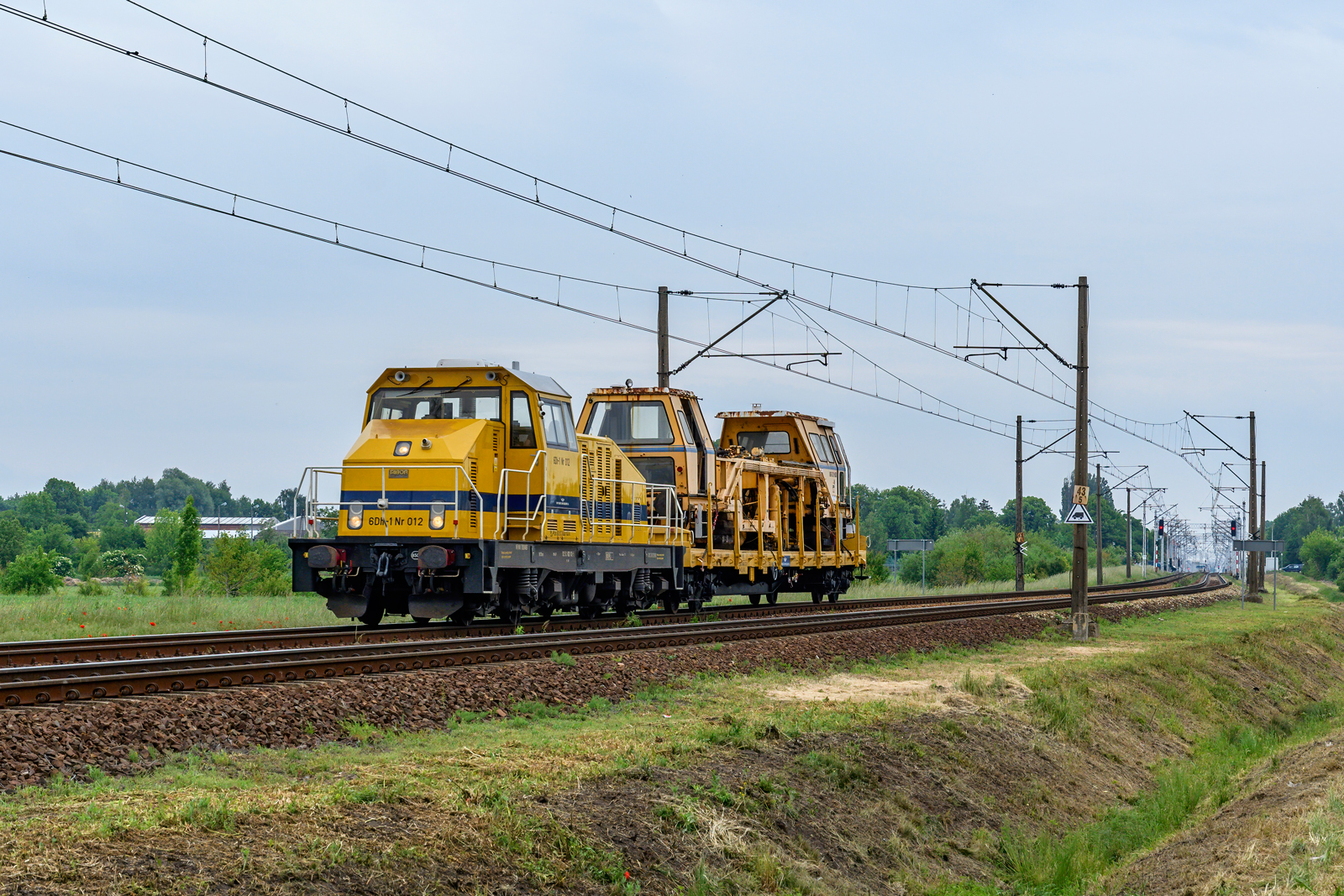 6Dh-012