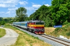 754 043-8